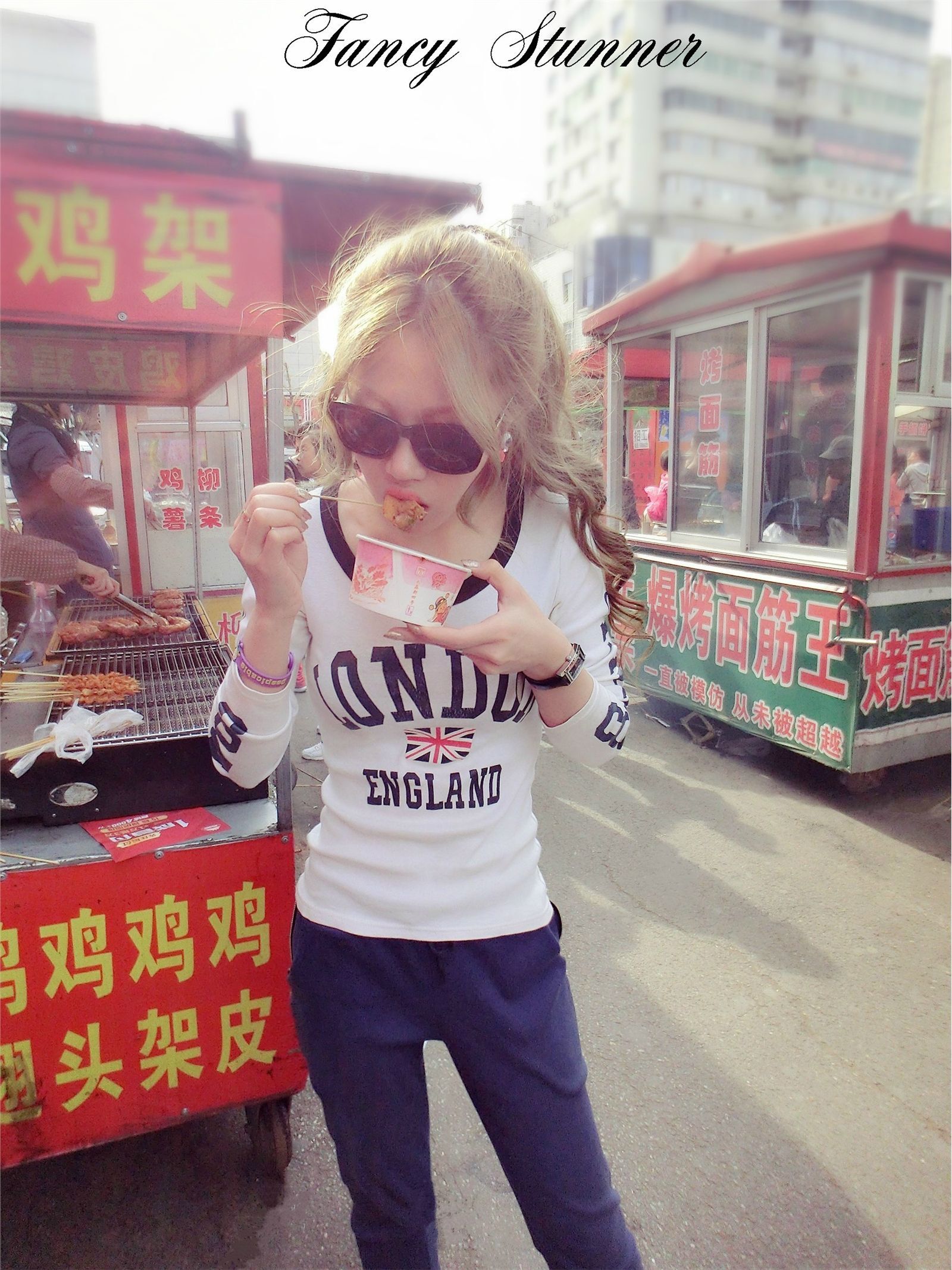 花哨尤物saisai的微博列表微女郎